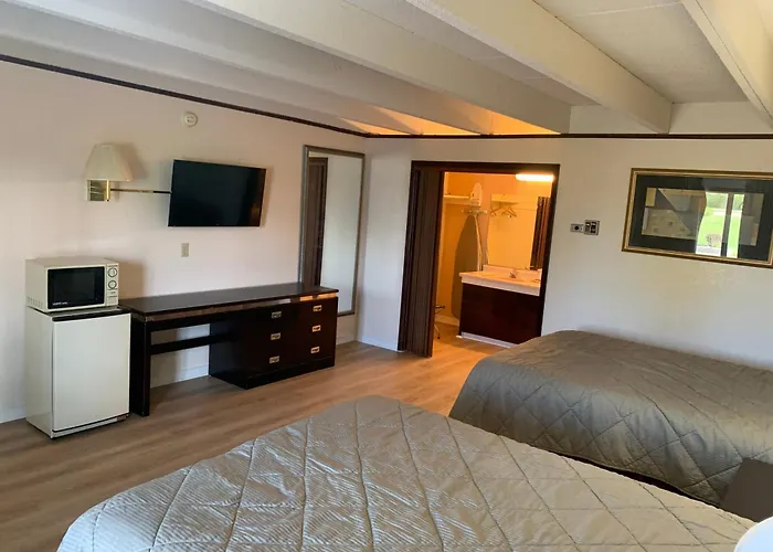Tollway Inn Beloit