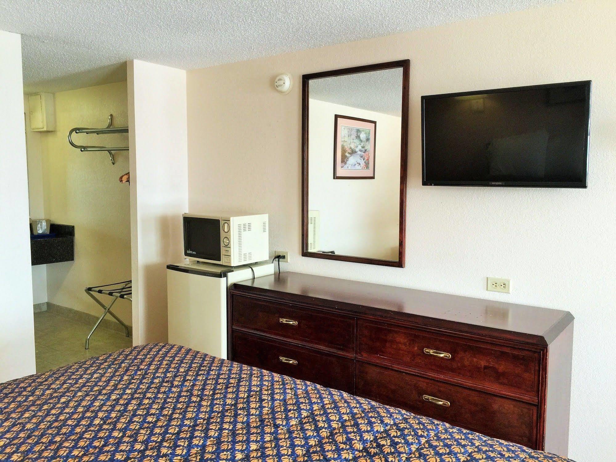 Motel Tollway Beloit *